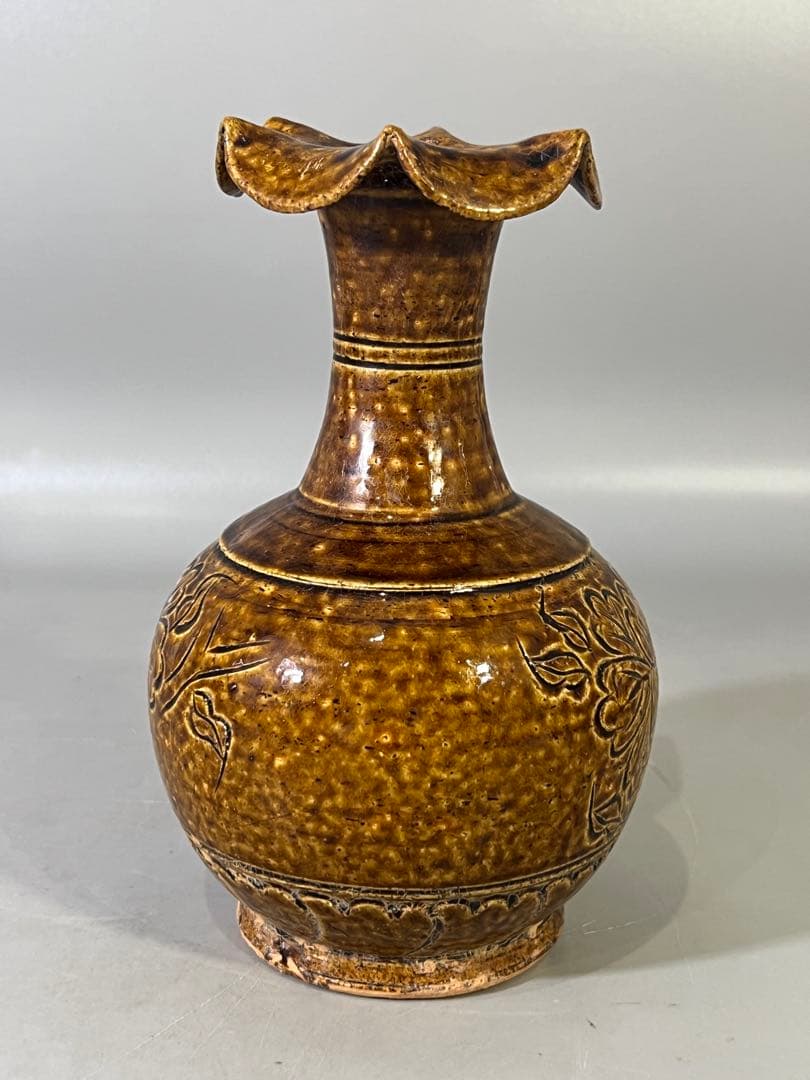 DT732 中国 飴釉 瓶