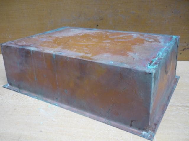 長火鉢　ケヤキ材　ひばし・灰ならし・五徳・猫板付き