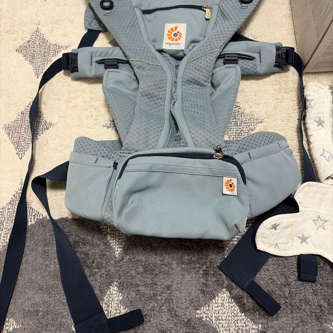 ergobaby OMNI 360 抱っこ紐 汚れ防止スタイ付き