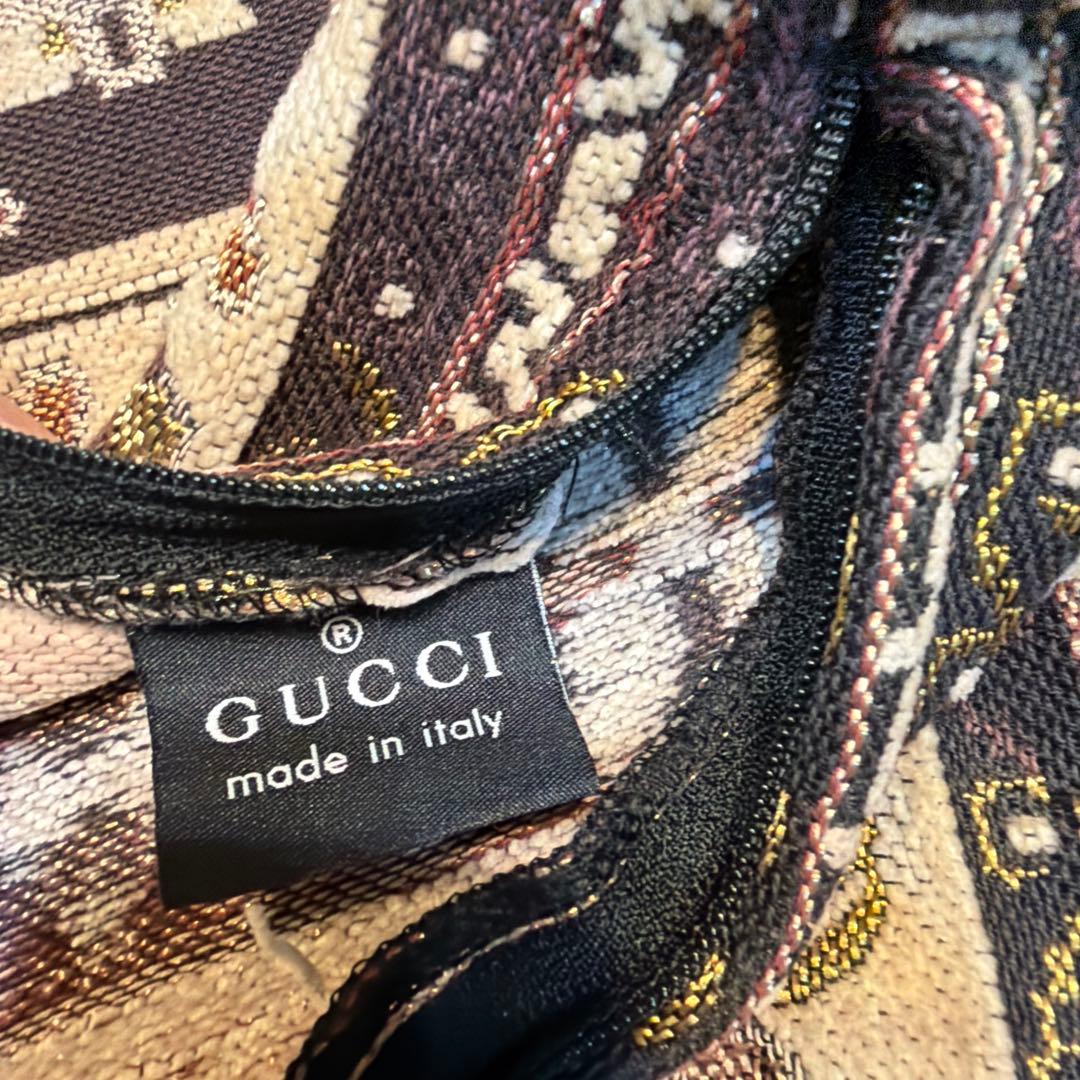 GUCCI グッチ　幾何学模様 クッションカバー　白　☆訳あり