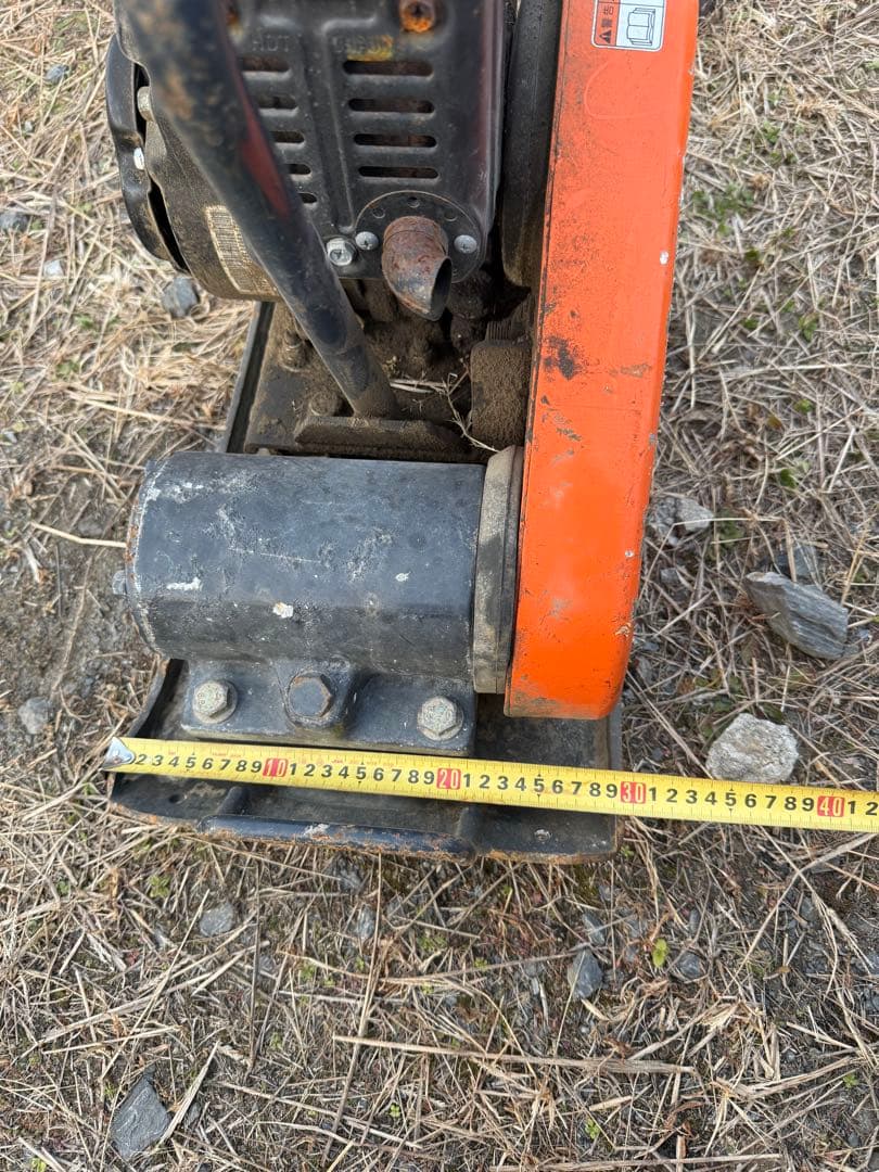 日立建機　HITACHI プレートコンパクター　ZV40PF