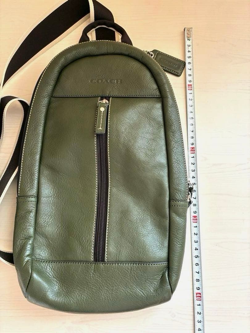 COACH オリーブグリーン レザー ショルダーバッグ