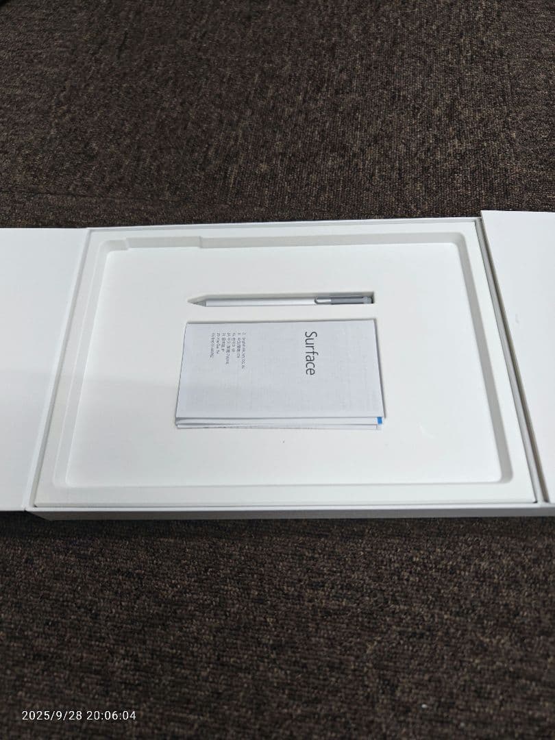 Microsoft Surface Pro 4 本体