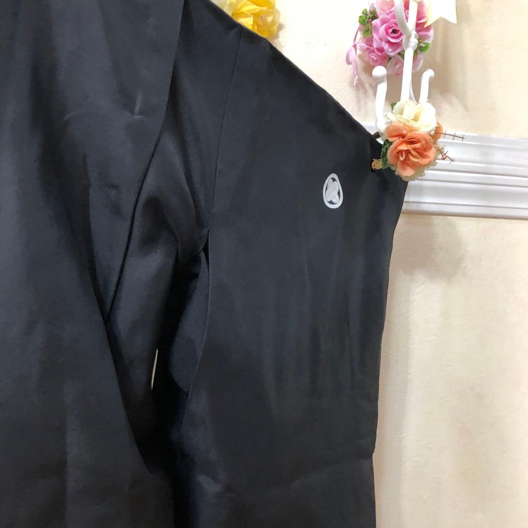 七五三着物五歳‼️完全フルセット‼️黒紋付格上アンサンブル‼️縞人気袴⭐︎日本男子逸品