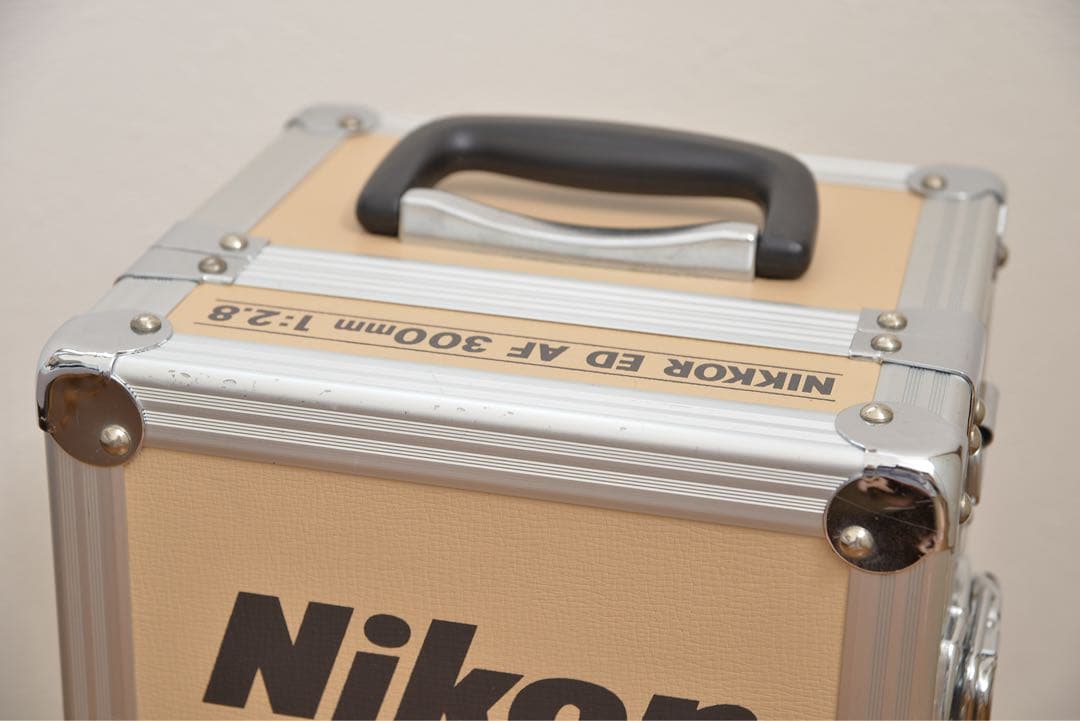 【最終値下げ】 Nikon AF NIKKOR ED 300mm f2.8