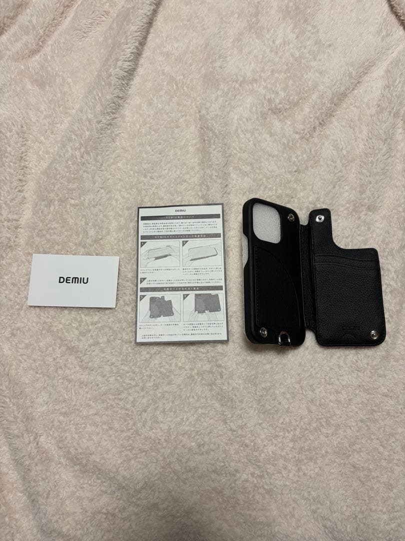 DEMIU ブラック iPhone13Pro用ケース