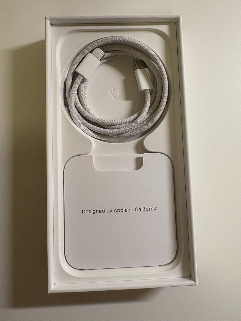 iPhone 15 グリーン 128GB SIMフリー 最大容量90% 純正箱付