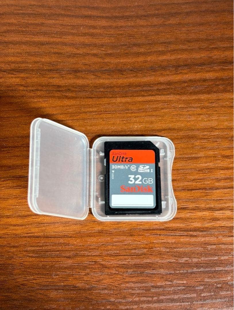 SONY α6100 標準ズームレンズセットSDカード・充電器付