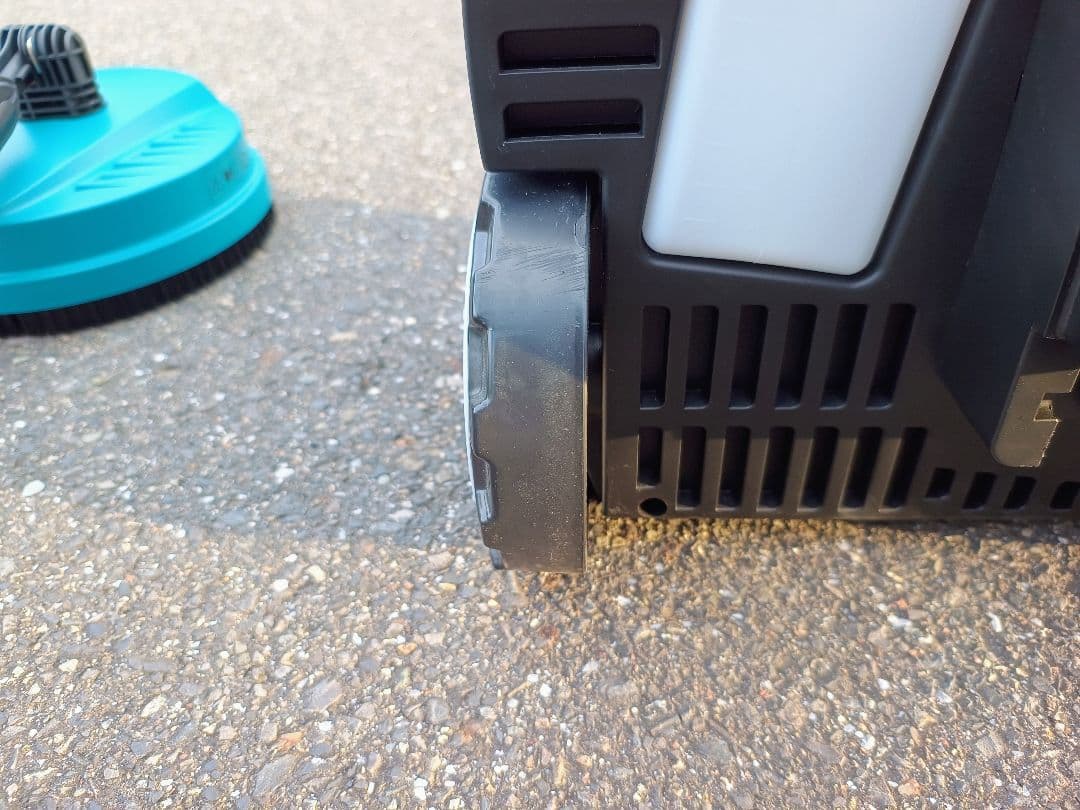 マキタ(Makita) 高圧洗浄機　MHW0800 洗車 床洗浄ブラシ付！