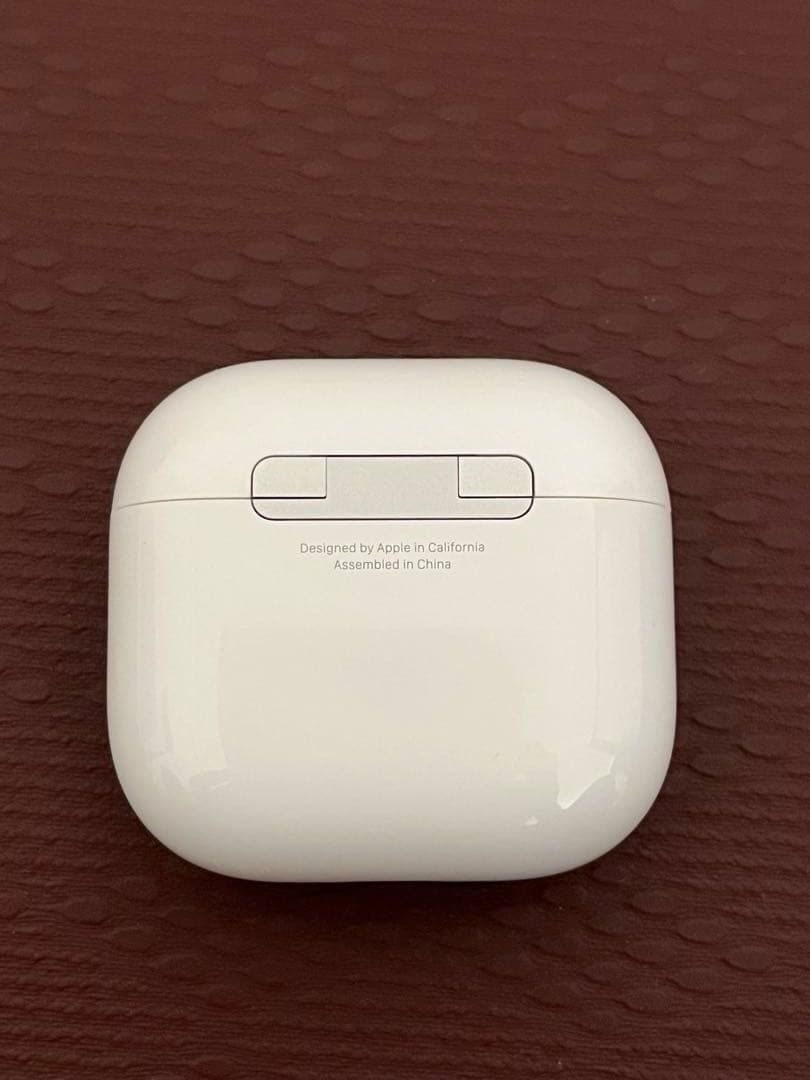 アップル(Apple)　AirPods4　アクティブノイズキャンセリング搭載