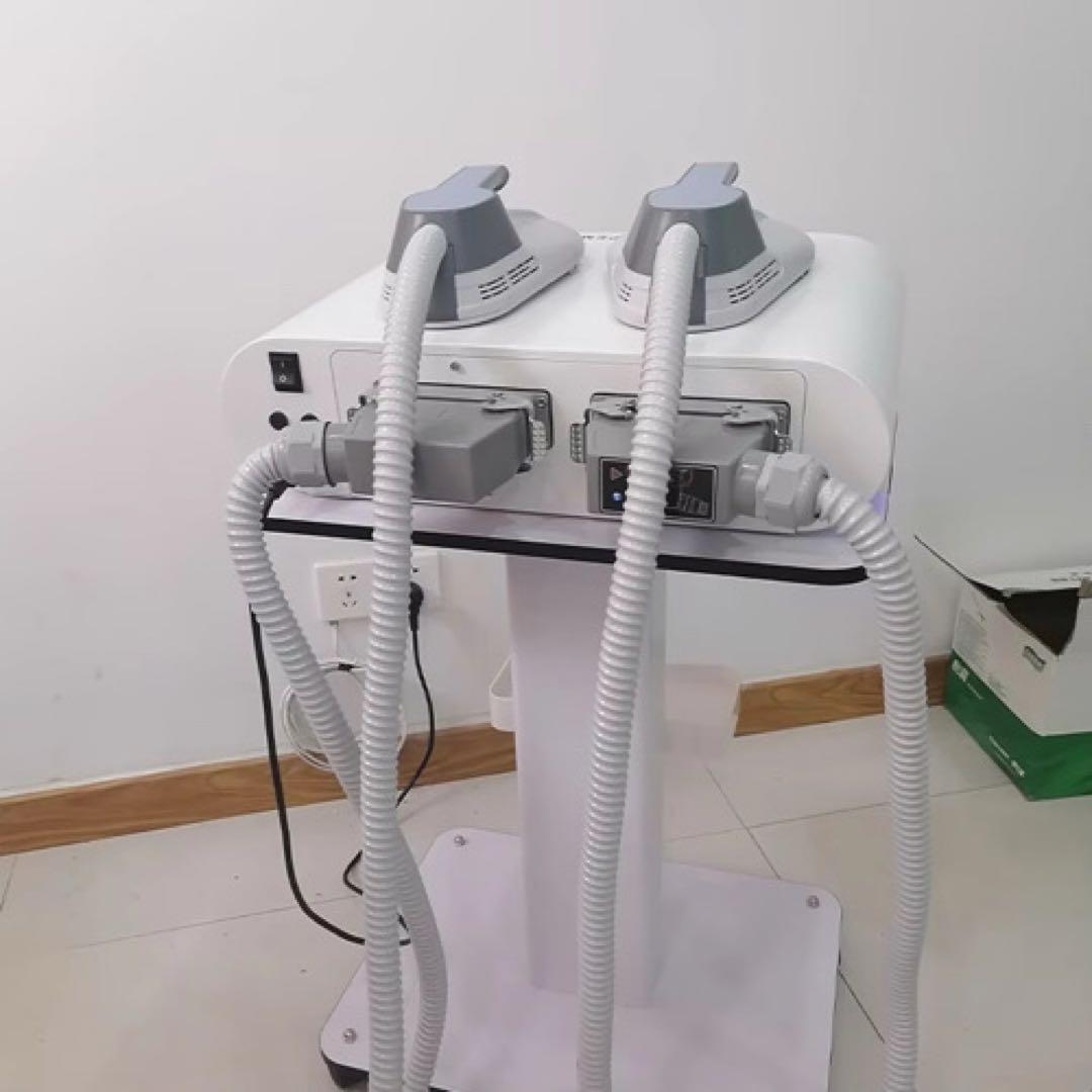 新しいモデルポータブル2ハンドル電磁筋刺激EMSボディーシェーピングマシン