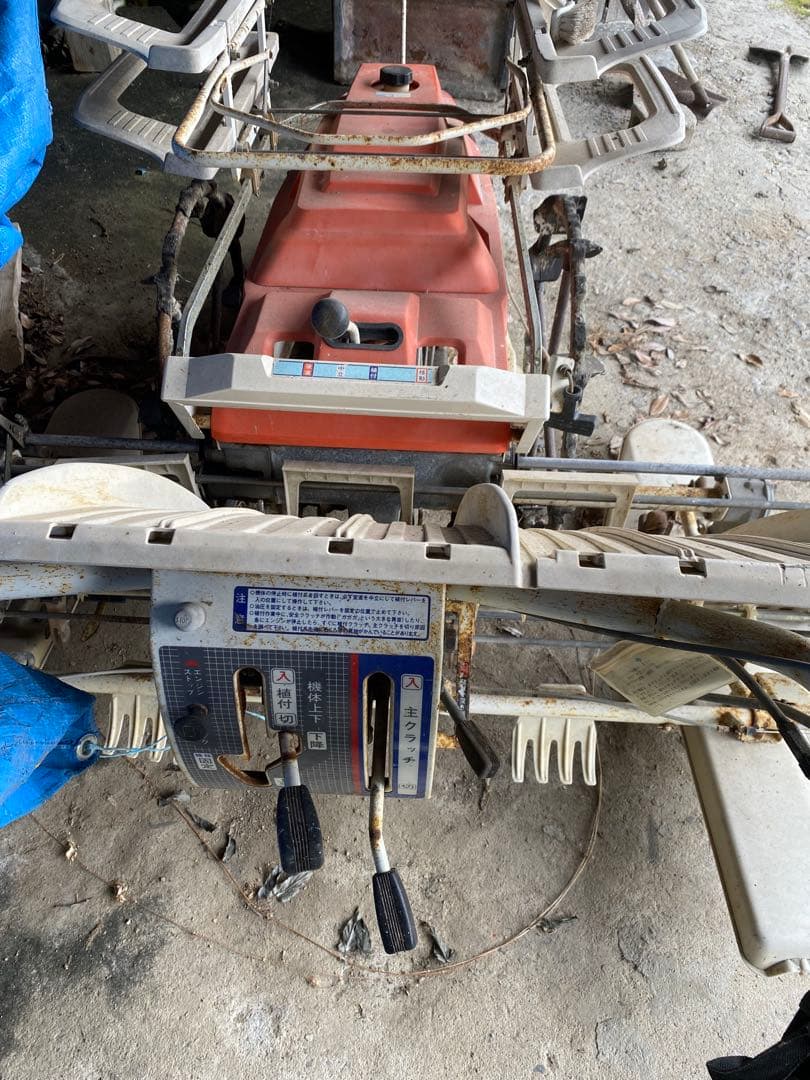 農業用田植え機