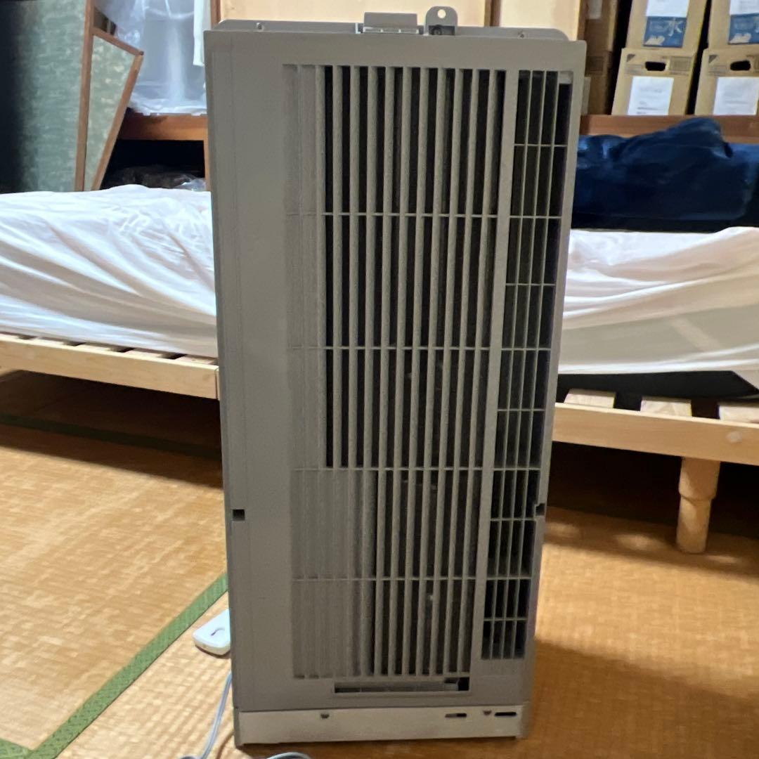 ION 窓用エアコン CORONA タワー型 ホワイト　2022年製.