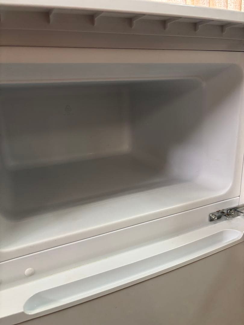 【比較的キレイ‼️】YAMADA ノンフロン冷凍冷蔵庫　YRZ-C09G1