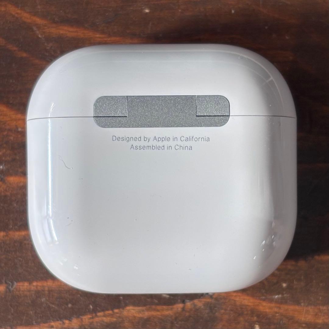 おまけ付き　AirPods 4 アクティブノイズキャンセリング