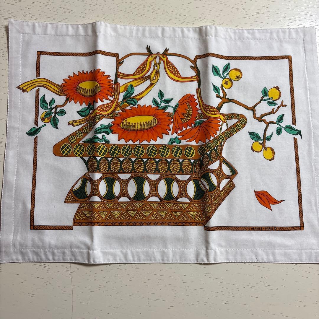 HERMES ランチョンマット③