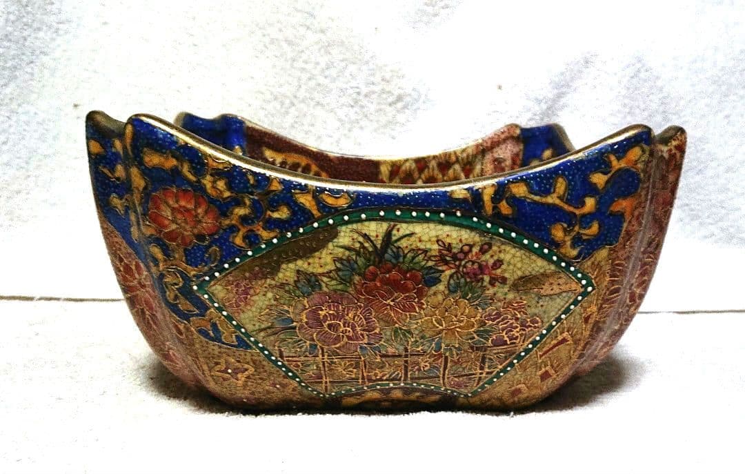 薩摩焼青と金の花柄角型陶器ボウルT168