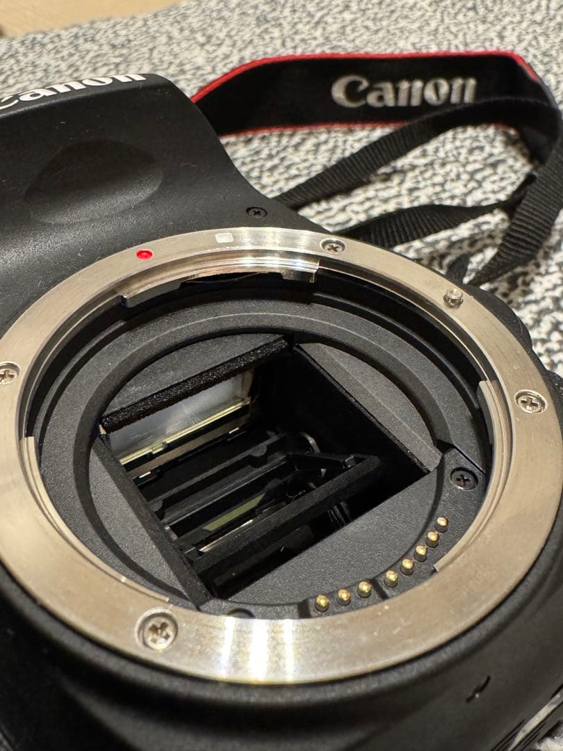 Canon Kiss x9i ダブルレンズキット レンズ保護付き