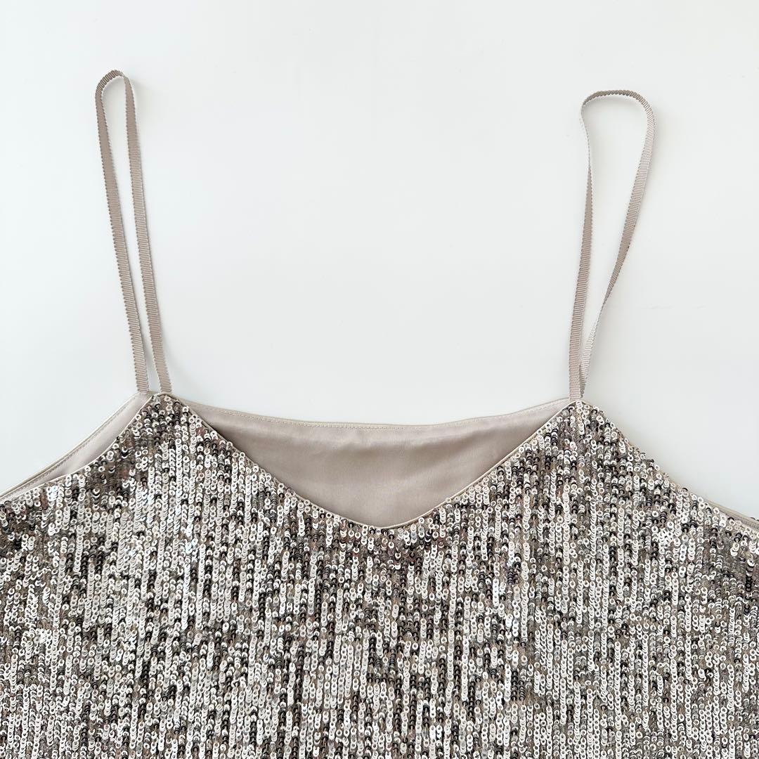 美品 イウエンマトフ スパンコール キャミソール トップス シルバー