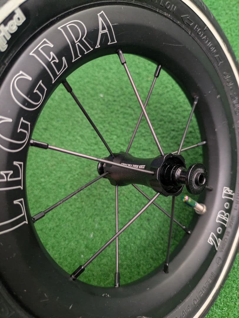 LEGGERA後期型 ゼロバイク　12インチ　ホイール　ストライダー　ランバイク