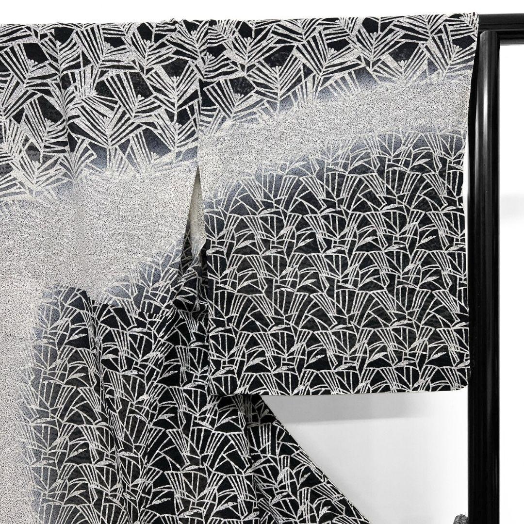 夏用　紗　松模様　たたき染め　モノトーン　訪問着　着物　035a p