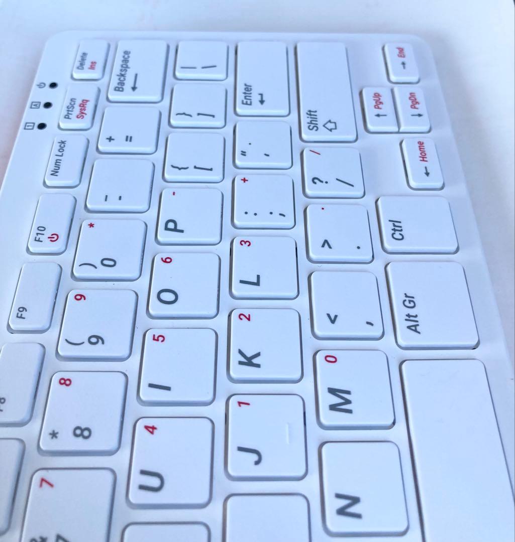 (未使用に近い)Raspberry Pi 400