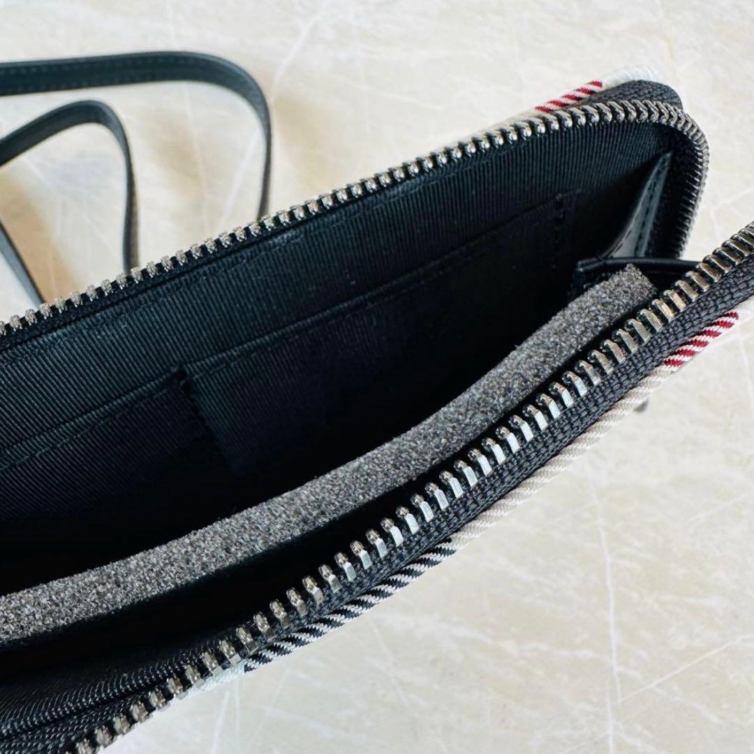 《新品》Burberry Black Label スマホショルダーバッグ