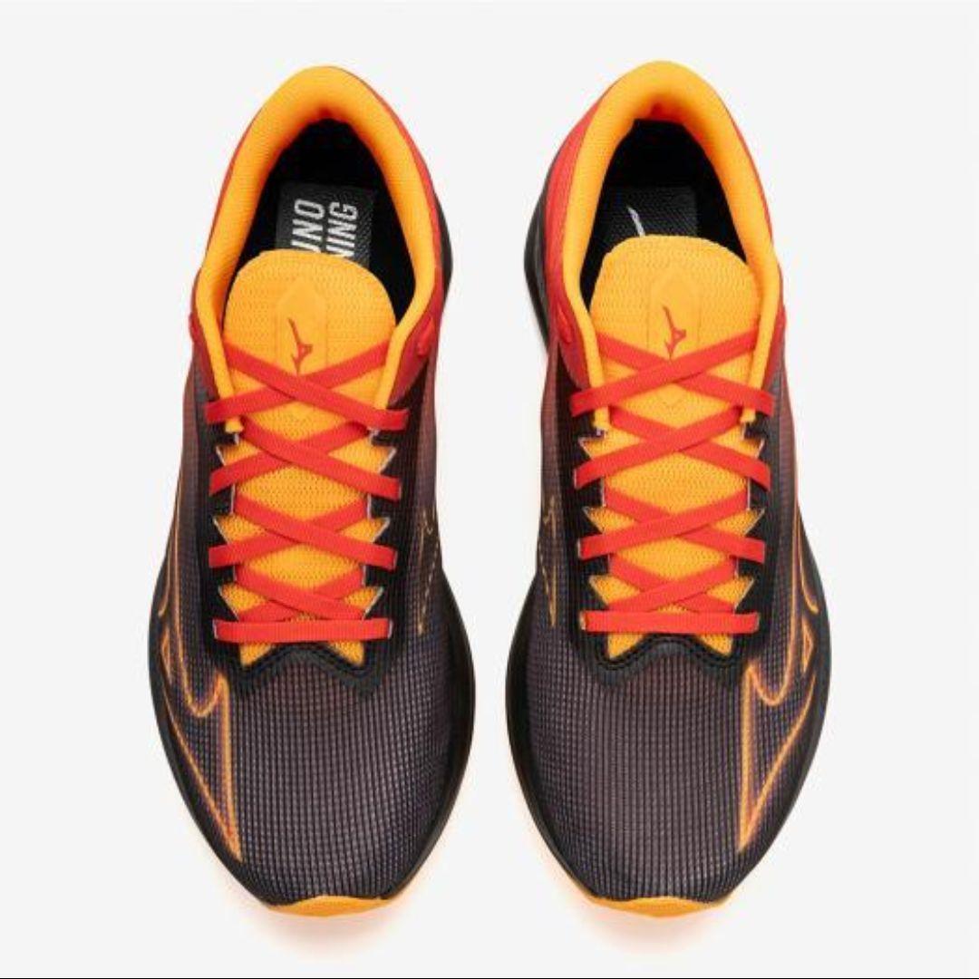 希少カラー Mizuno WAVE REBELLION