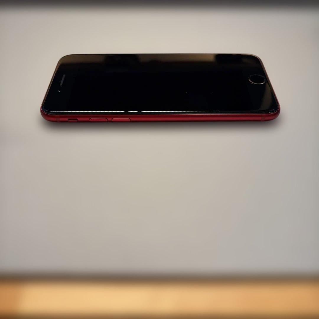 iPhone SE 第2世代　PRODUCT RED