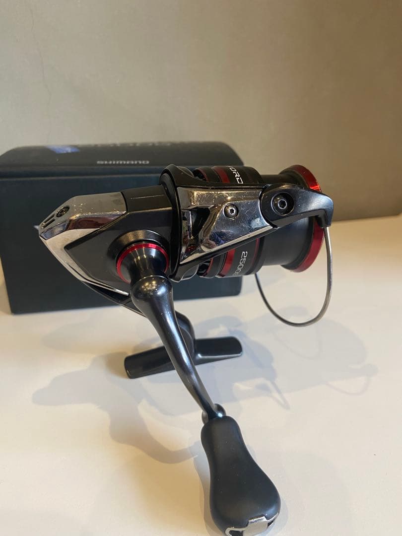 SHIMANO ヴァンフォード VANFORD 2500S スピニングリール