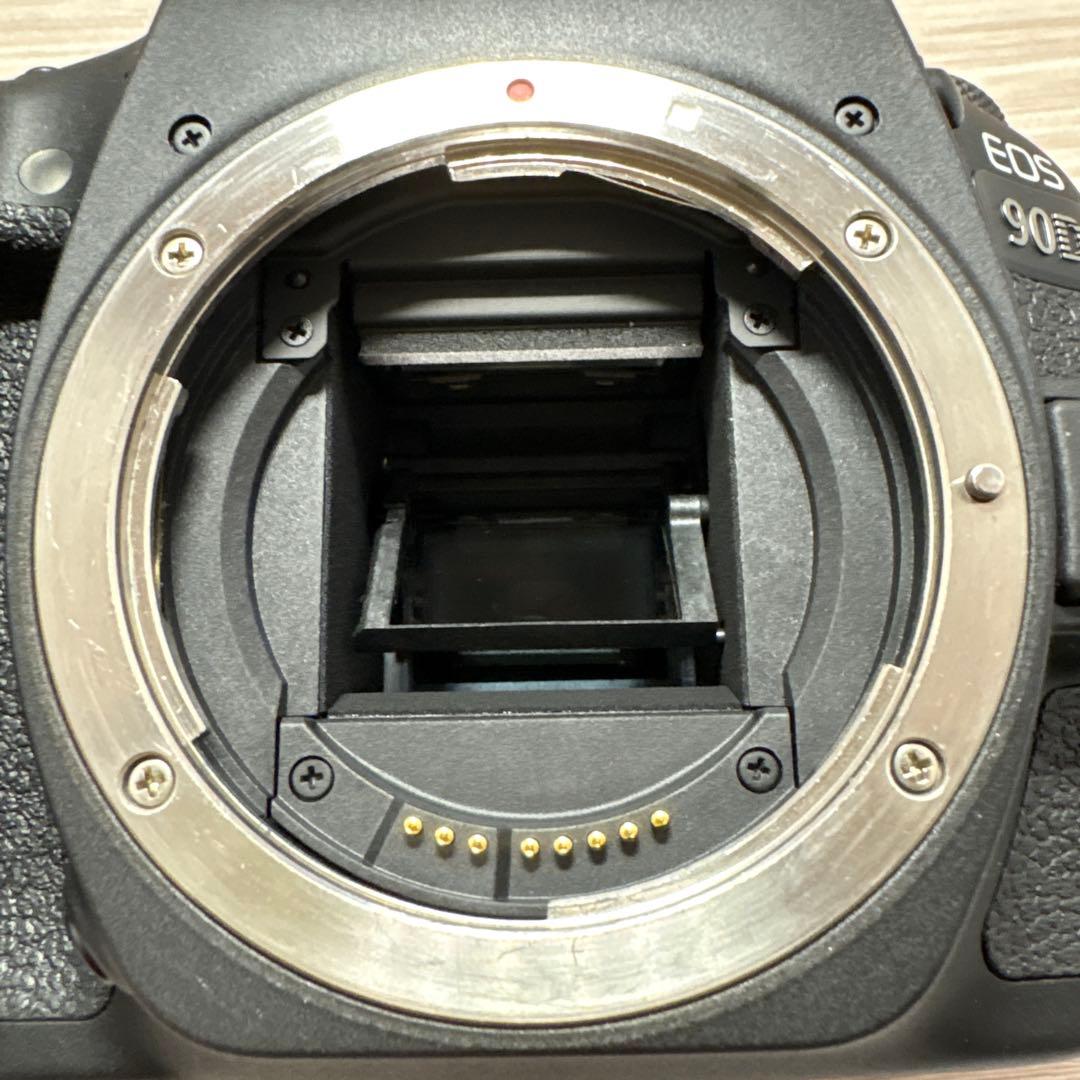 Canon EOS 90D 本体 バッテリー・チャージャー付き