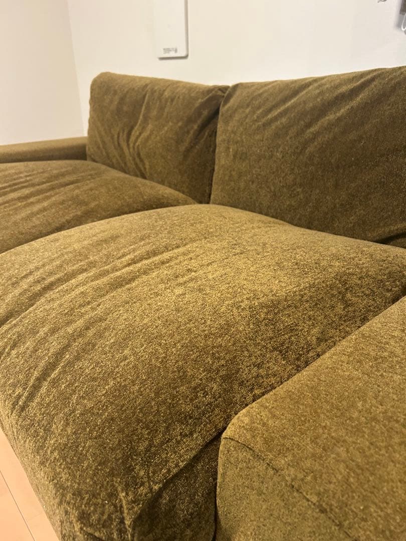 リセノ　オリーブグリーン ファブリック 2人掛けソファ