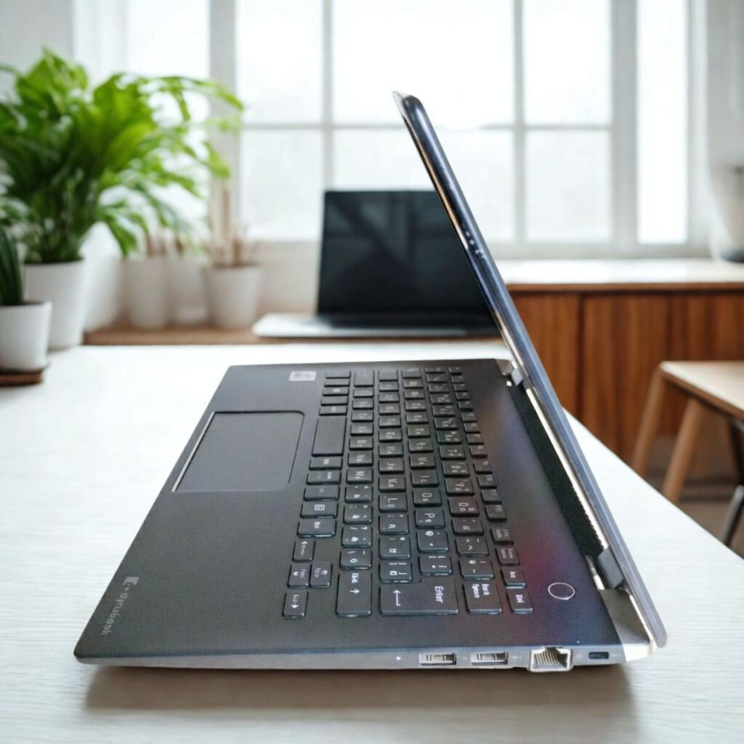 【東芝】★dynabook 第10世代Core i5 8GB SSD256GB