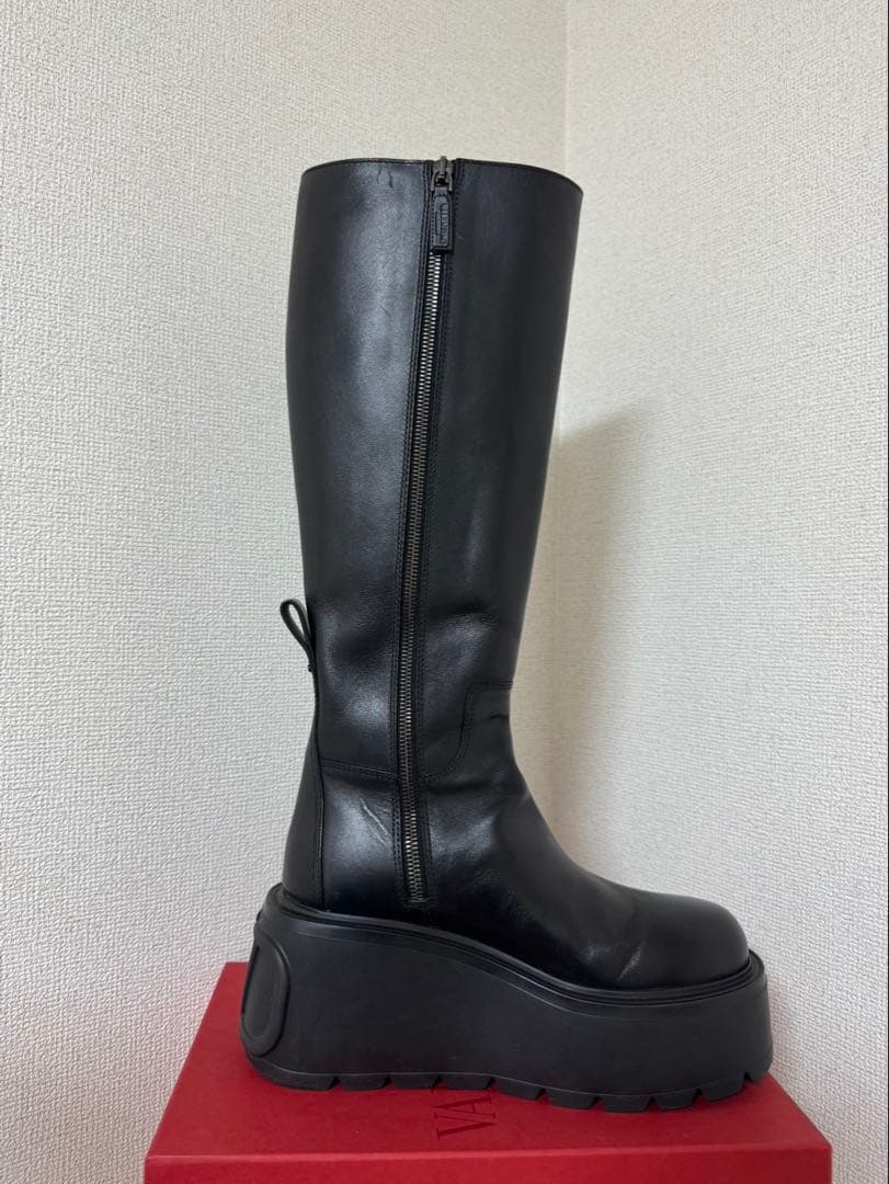 valentinoプラットフォーム　37厚底ロングブーツ Vロゴ　ヴァレンティノ