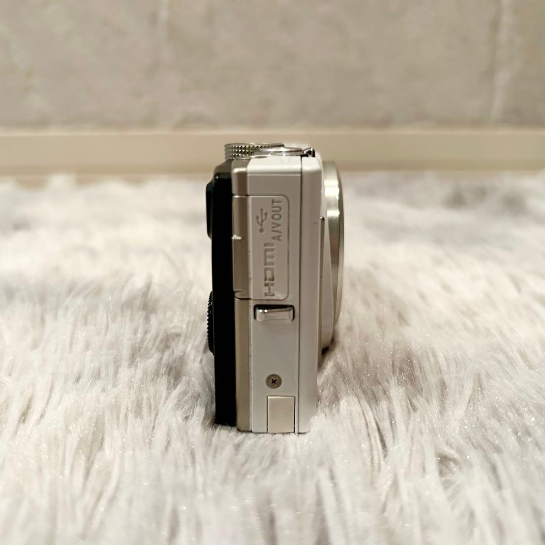 【✨美品✨】Nikon COOLPIX S8200【✨バッテリー付き✨】