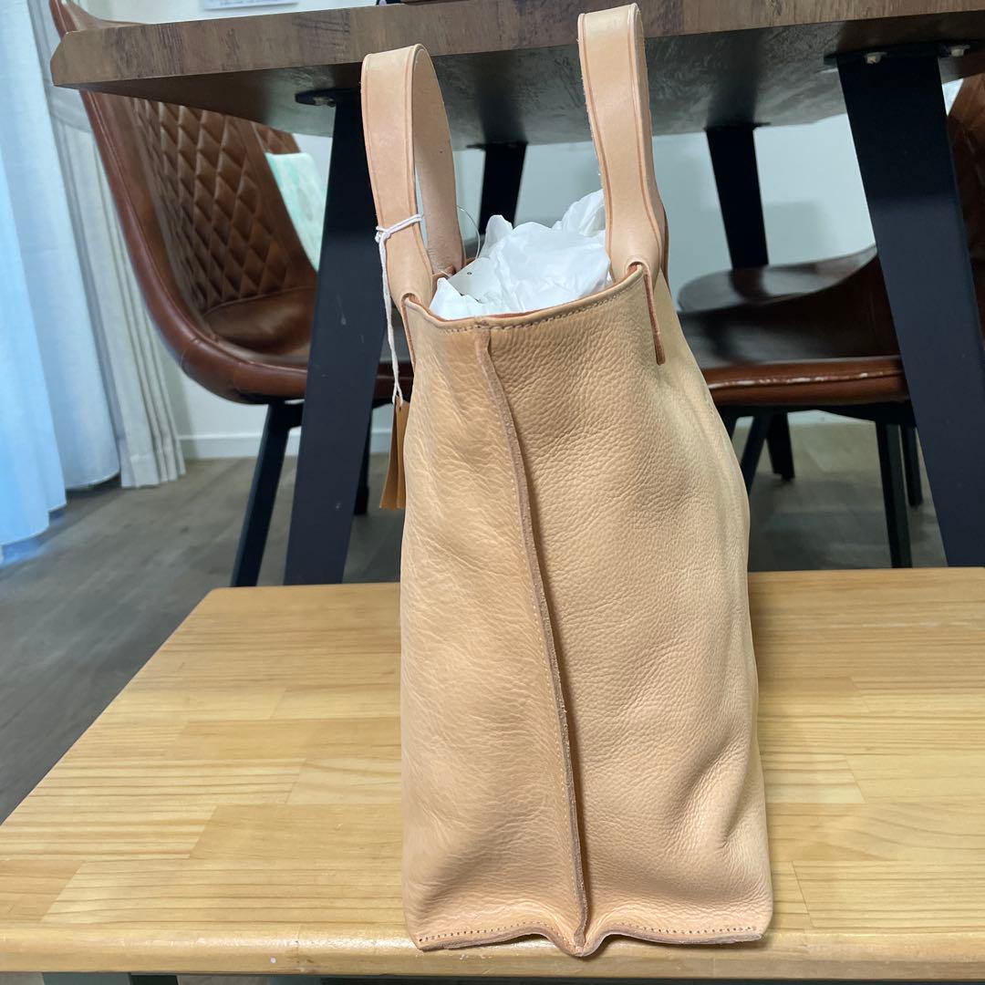 IL BISONTE ベージュ レザー トートバッグ