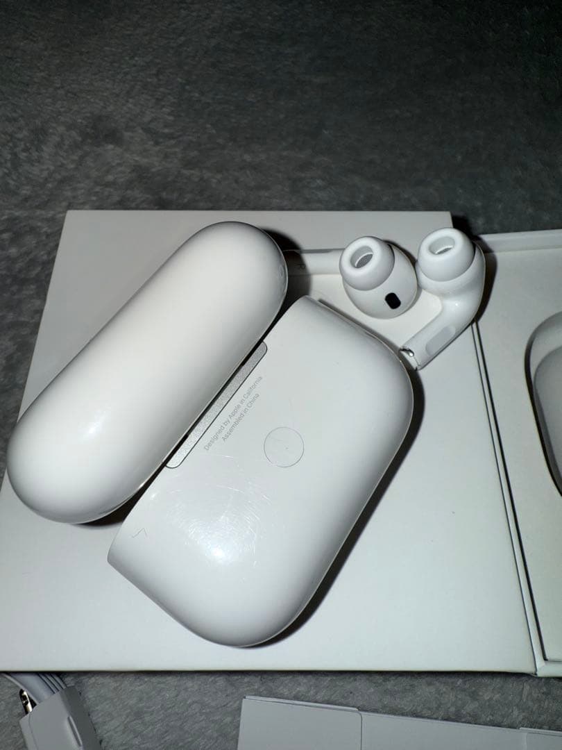 Apple AirPods Pro２本体 充電ケース付き