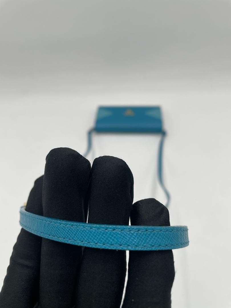 PRADA プラダ サフィアーノショルダーウォレット ティールカラー