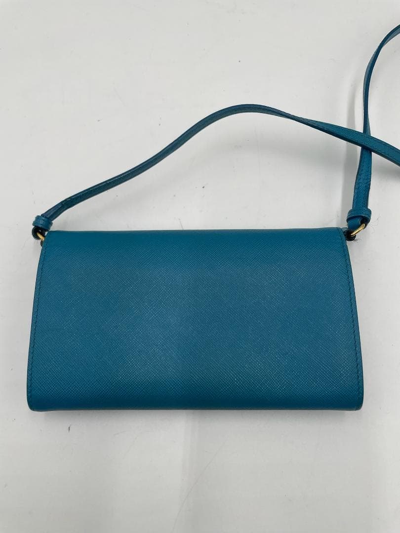 PRADA プラダ サフィアーノショルダーウォレット ティールカラー