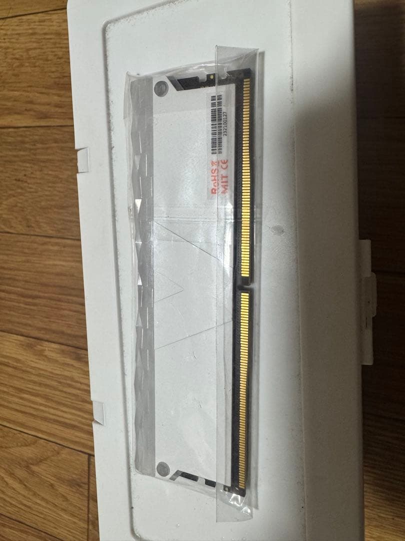 【美品】v-color Manta 16GB DDR5 メモリ