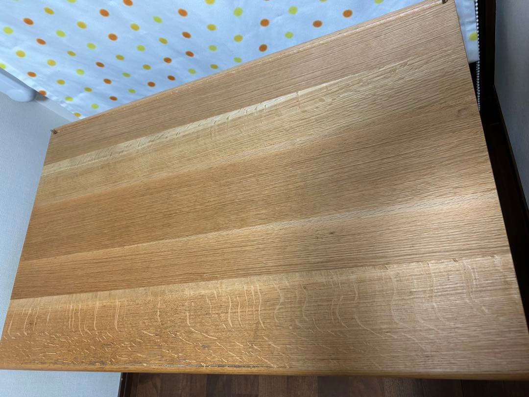 小泉　誠　さん　デザイン　TEKU-TAKE 机　無垢