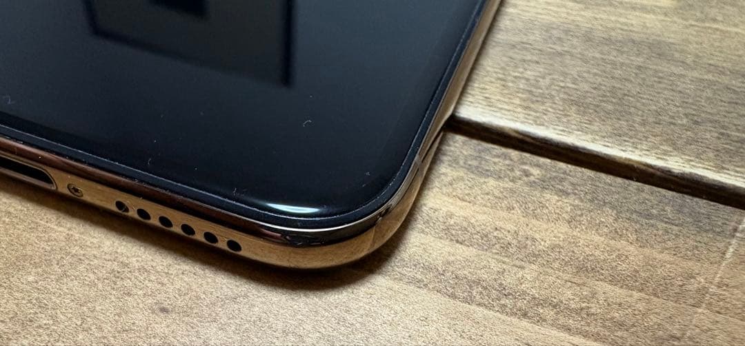 マサApple iPhone XS ゴールド 256GB simフリー