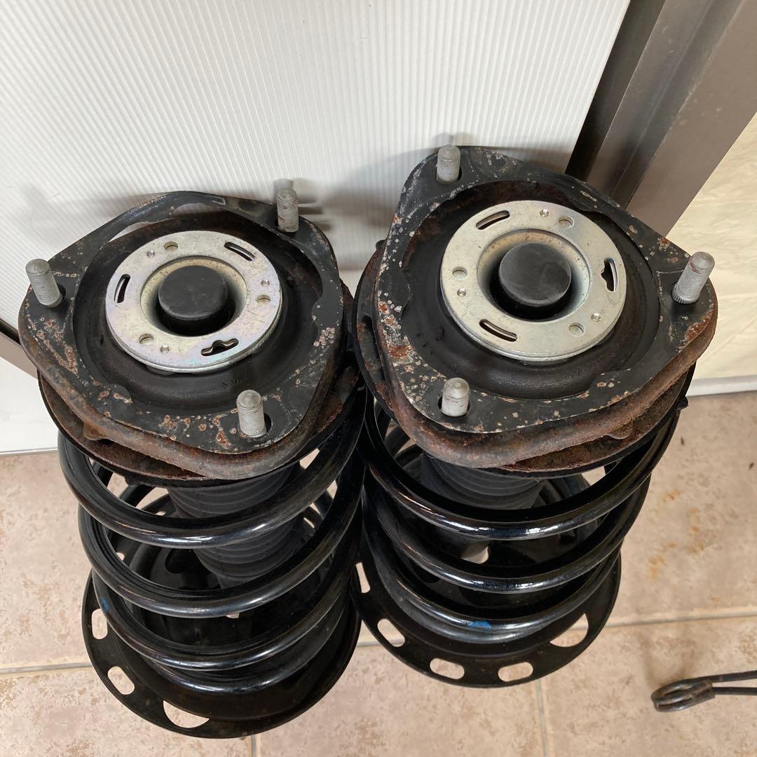 ヴォクシー 70 4WD 純正フロントサスペンション