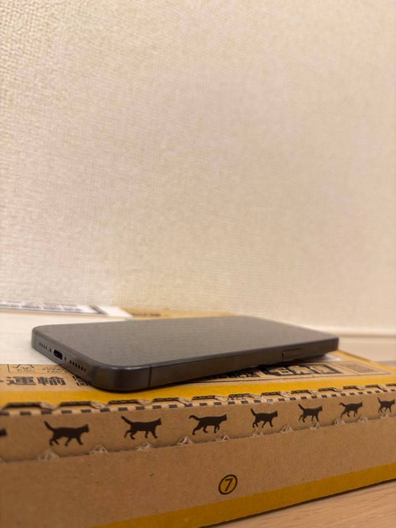 iPhone 15 Pro MAX チタニウムブラック 256GB