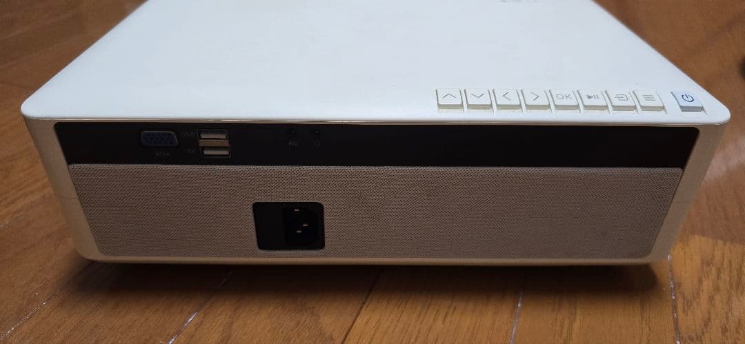 VANKYO Preformance V630W プロジェクター 本体 ホワイト