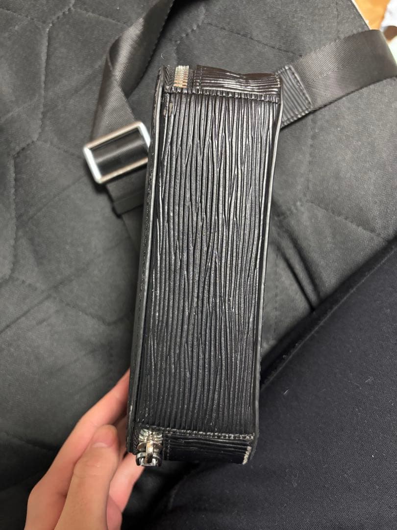 glitter ブラックショルダーバッグ