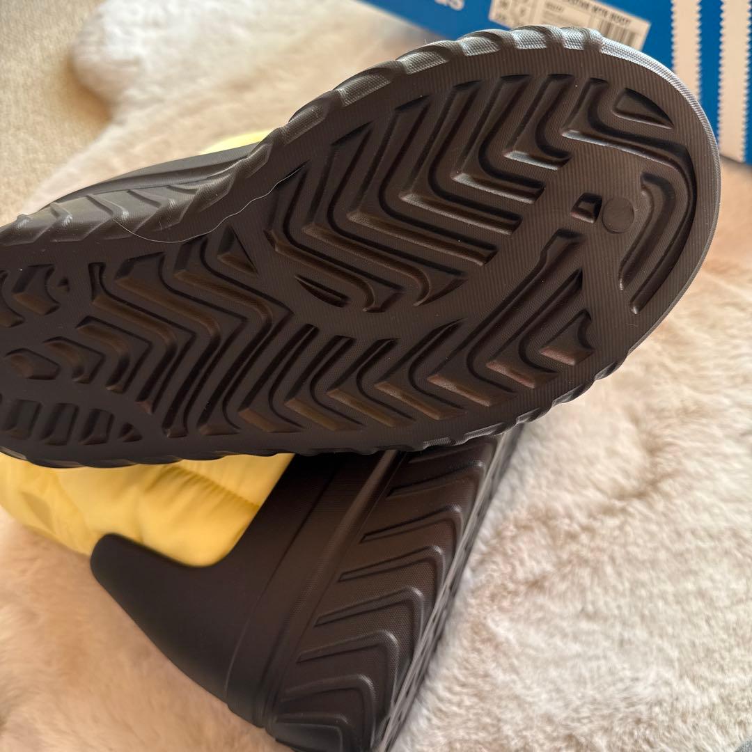 アディダス　オリジナルス ウィンターブーツ　ADIFOM SST BOOT