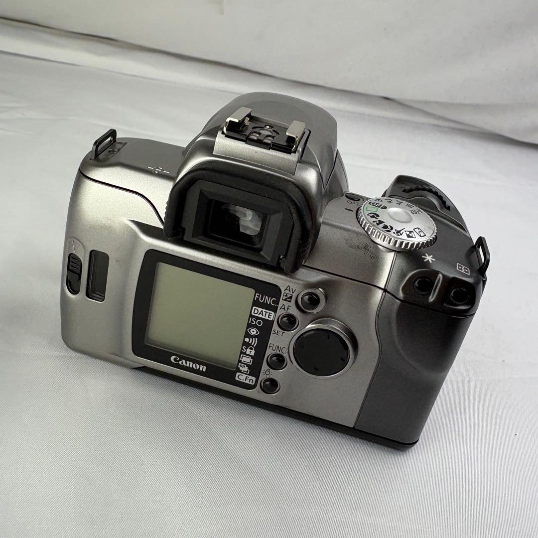 キャノン Canon EOS Kiss 7 一眼レフ カメラ レンズ等付き