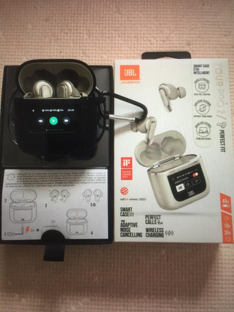 おまけ付き JBL TOUR PRO 2 シャンパンゴールド