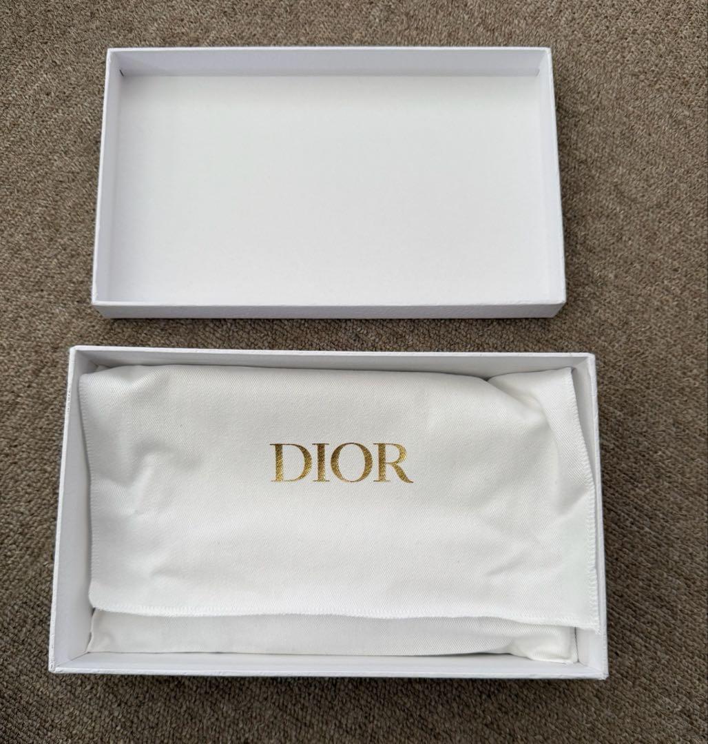本日発送 Dior / Lady Dior iPhone16Pro ケース